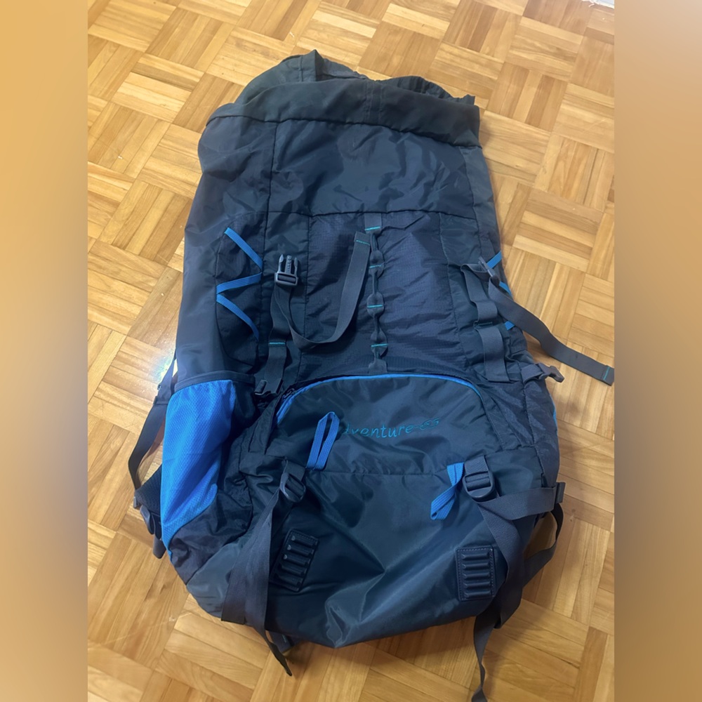 Space - waterproof multifunctional backpack